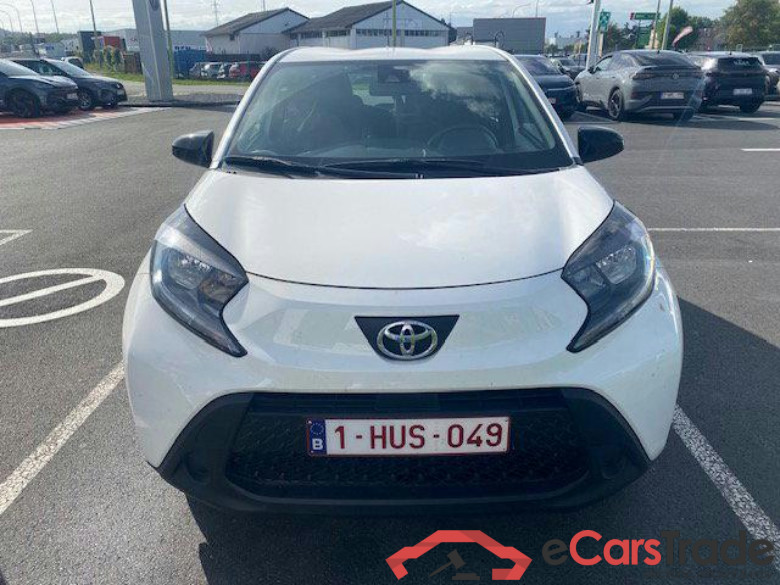 TOYOTA Aygo X Aygo X 1.0i VVT-i X play #1