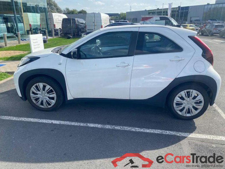 TOYOTA Aygo X Aygo X 1.0i VVT-i X play #6