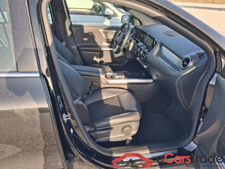 MERCEDES-BENZ GLA / 2020 / 5P / todoterreno GLA 250 e #6