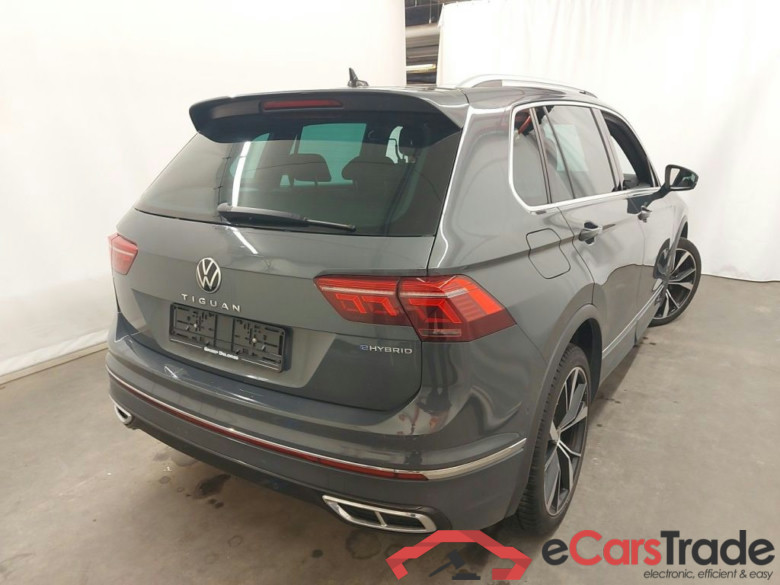 Volkswagen Tiguan 1.4 eHybrid DSG Platinum 5d #2