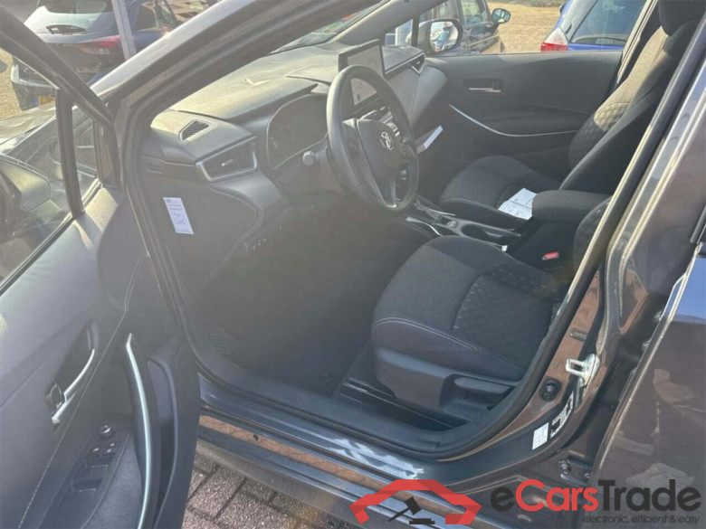 TOYOTA COROLLA Hybrid 140 Active #5