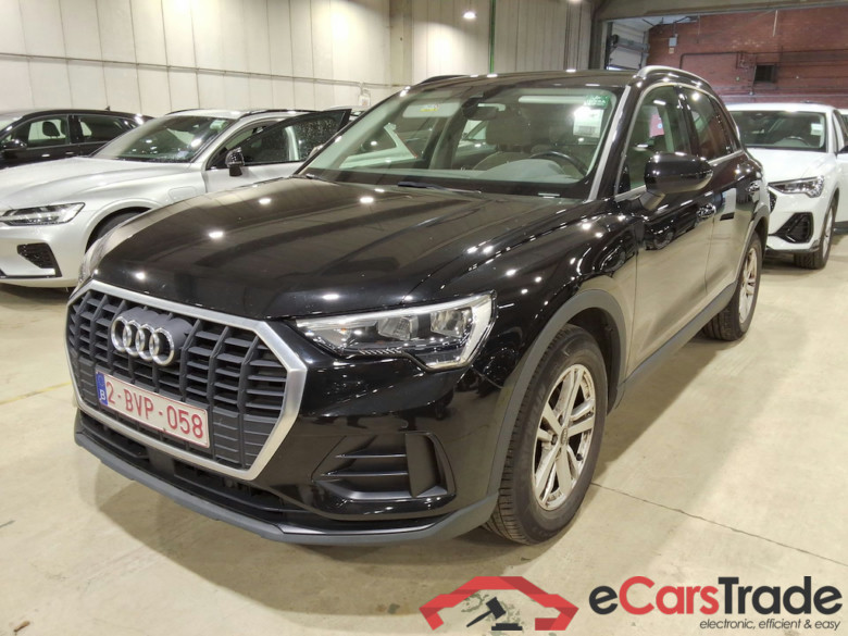 AUDI Q3 1.5 35 TFSI S TRONIC BUS. ED. ATTRACTION