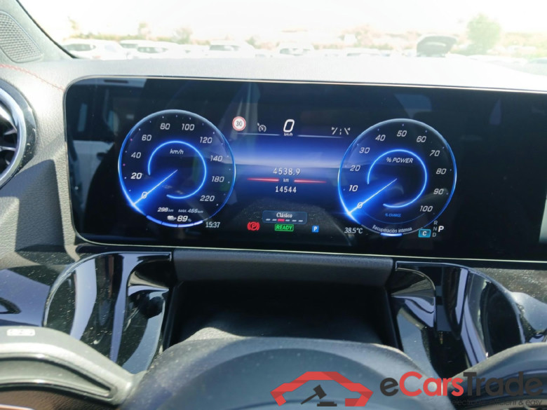 Clase EQA 250+71kWh AMG Line Advance Plus/Techo Solar/Ll.Ale AMG20