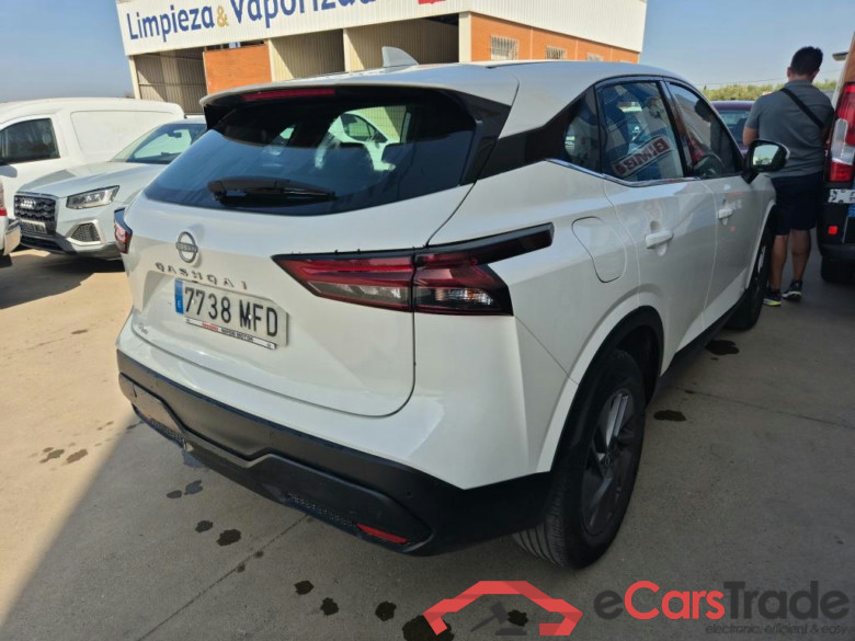 NISSAN QASHQAI / 2021 / 5P / todoterreno DIG-T 103kW (140CV) mHEV 4x2 Acenta #2