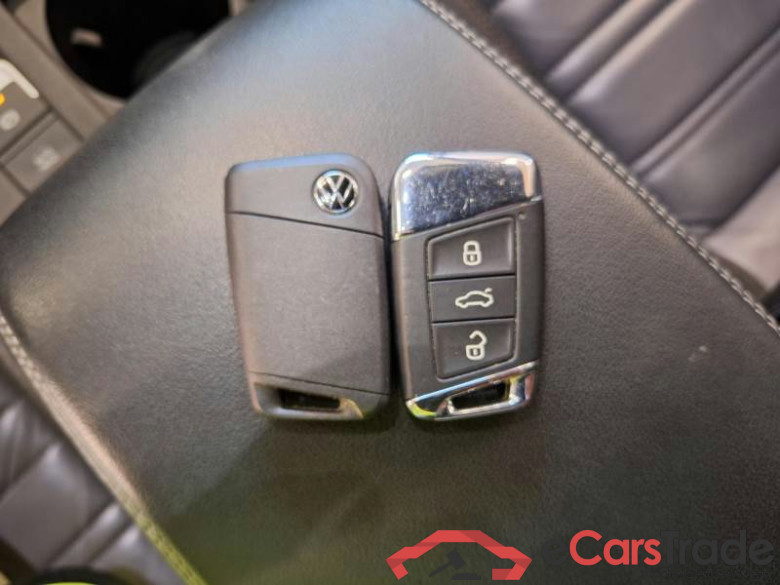 VOLKSWAGEN PASSAT / 2019 / 5P / STATION WAGON VAR. 2.0 TDI SCR EVO 110KW EXECUTIVE DSG #6