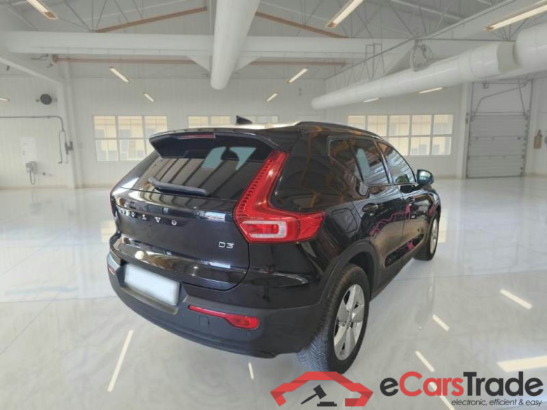 VOLVO XC40 / 2017 / 5P / SUV (V.M.)D3 Geartronic #2