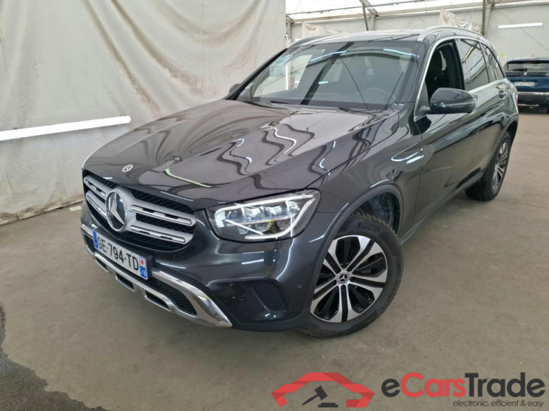MERCEDES-BENZ GLC / 2019 / 5P / SUV 2.0 GLC 300 E BUSINESS LINE 4MATIC