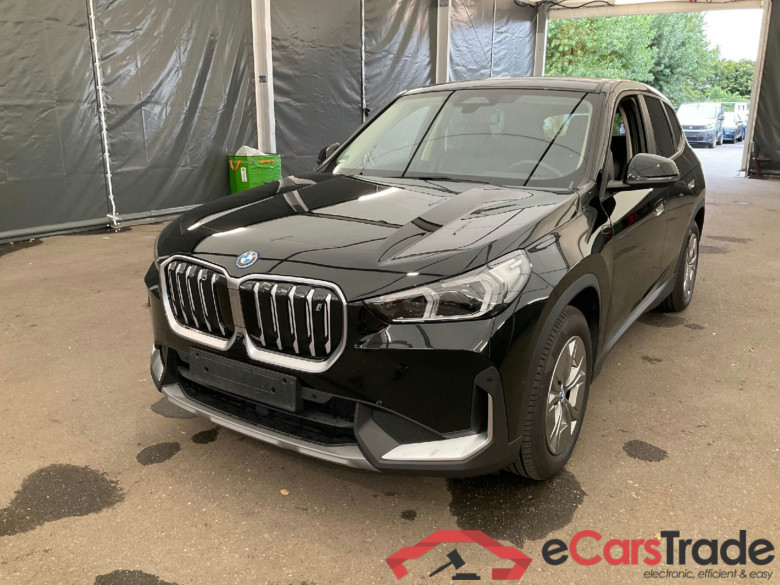 Baureihe iX1 30 xDrive 64kWh