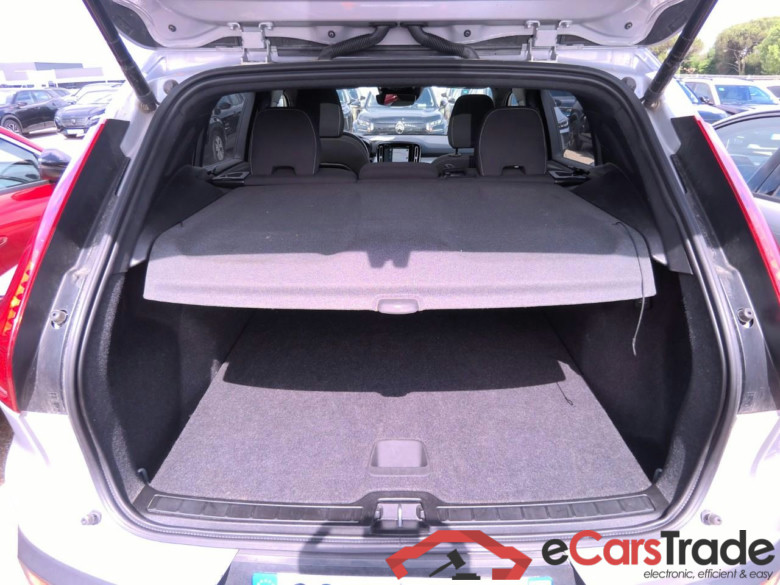 XC40 T4 PHEV BA PL DA FFA #6
