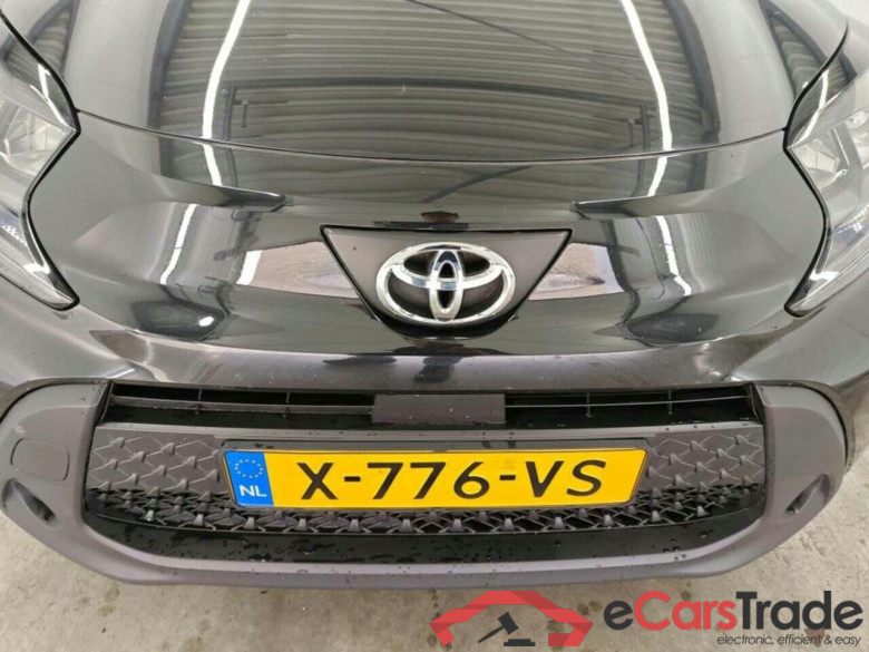 TOYOTA Aygo X 1.0 VVT-i MT Play #4
