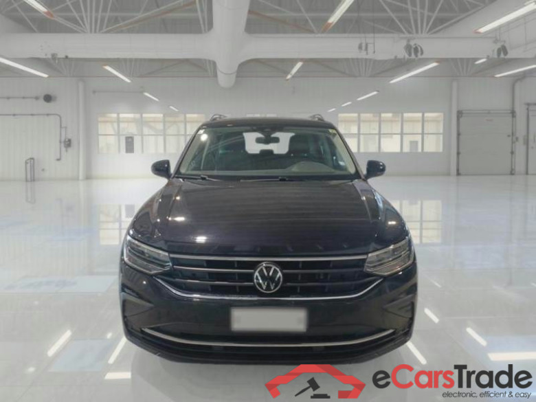 VOLKSWAGEN TIGUAN / 2020 / 5P / SUV 2.0 TDI SCR 110KW LIFE DSG #6
