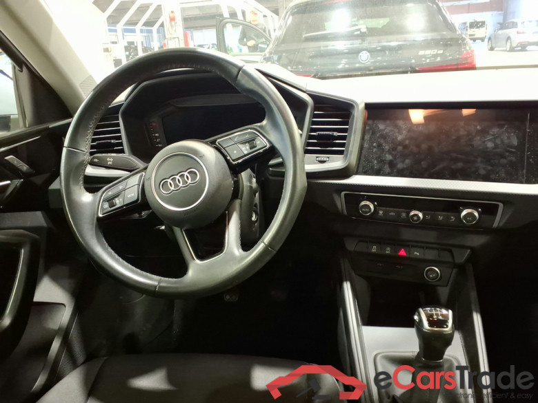 AUDI A1 1.0 25 TFSI ATTRACTION #6