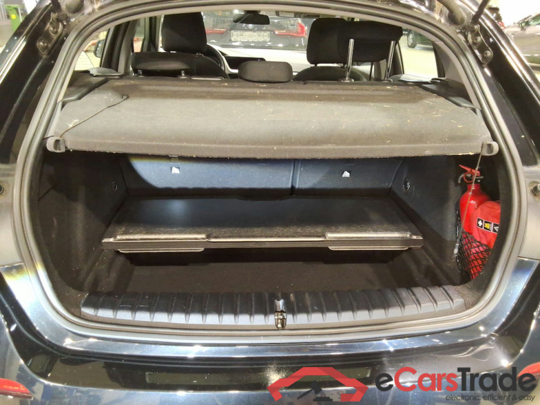 BMW 1 SERIES HATCH 1.5 116IA (80KW) #3