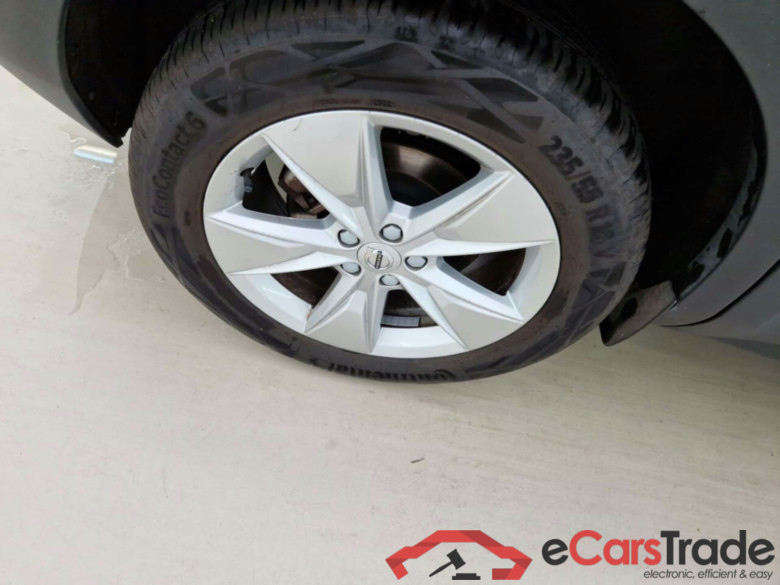 VOLVO XC40 B3 CORE AUT. #5