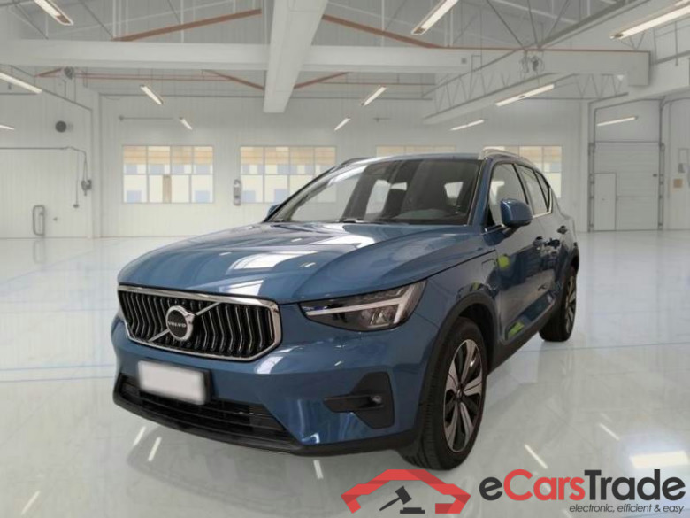 VOLVO XC40 / 2021 / 5P / Fuoristrada T4 Recharge Plug-in auto Ultim Bright N1