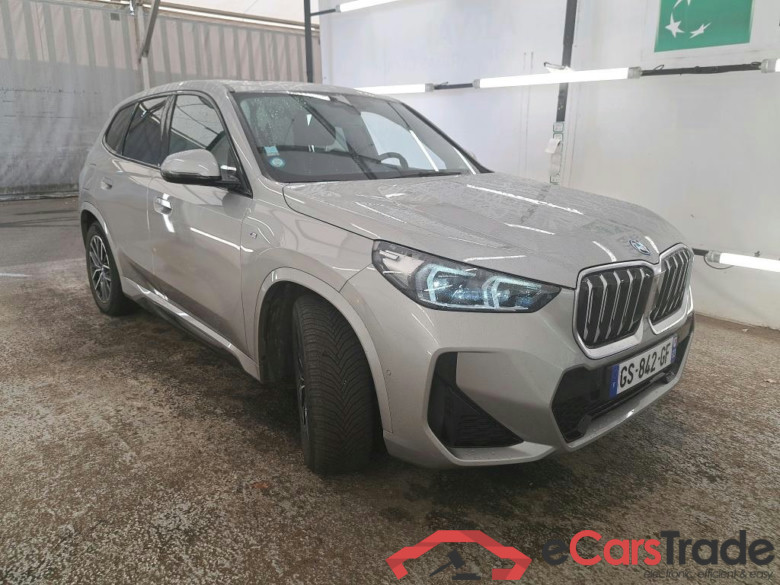 Série iX1 30 xDrive M Sport 64kWh BVA #5