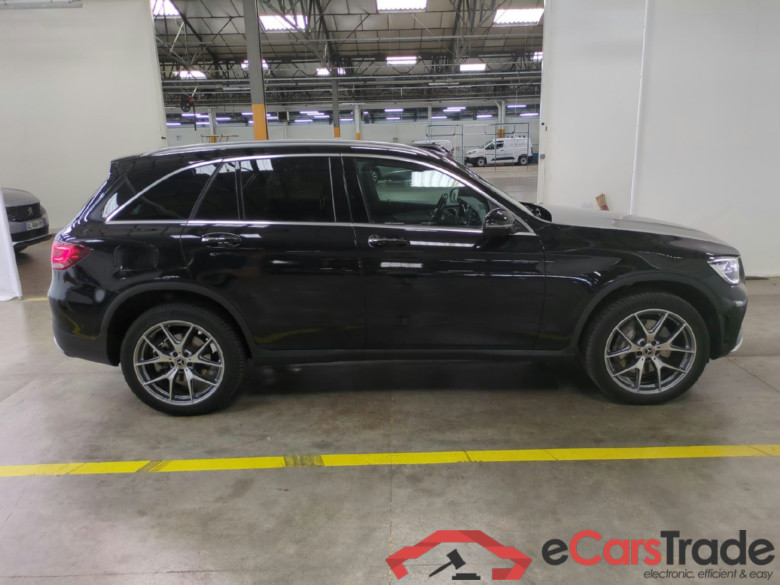 MERCEDES-BENZ GLC / 2019 / 5P / SUV 2.0 GLC 300 E AMG LINE 4MATIC #6