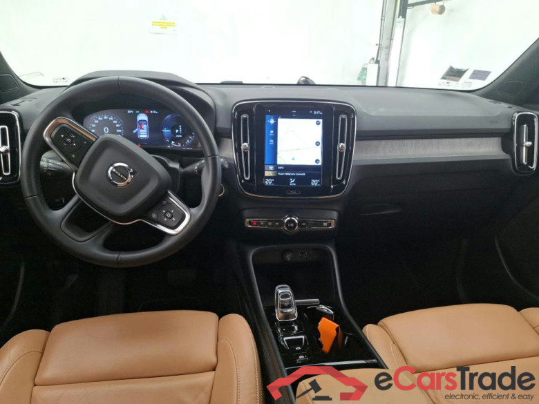 VOLVO XC40 / 2017 / 5P / SUV Recharge T4 211 DCT7 Inscription #5