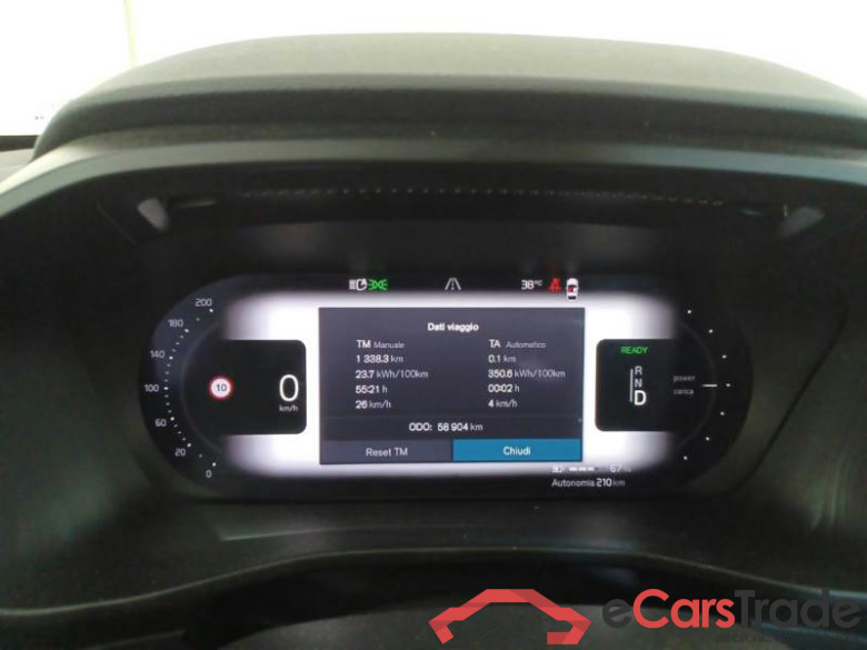 VOLVO XC40 / 2021 / 5P / SUV Recharge Plus #4