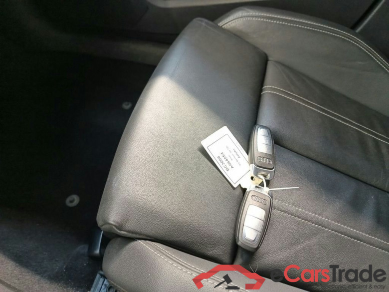 AUDI A3 SEDAN DIESEL - 2020 30 TDi 116 S line 4d #4