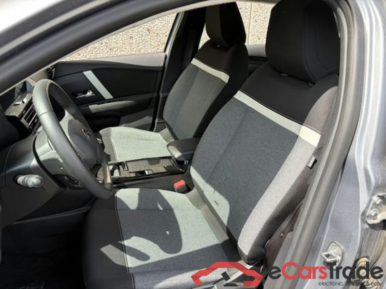 Citroen C4 X You 1.2-litre PureTech petrol 100 hp #5