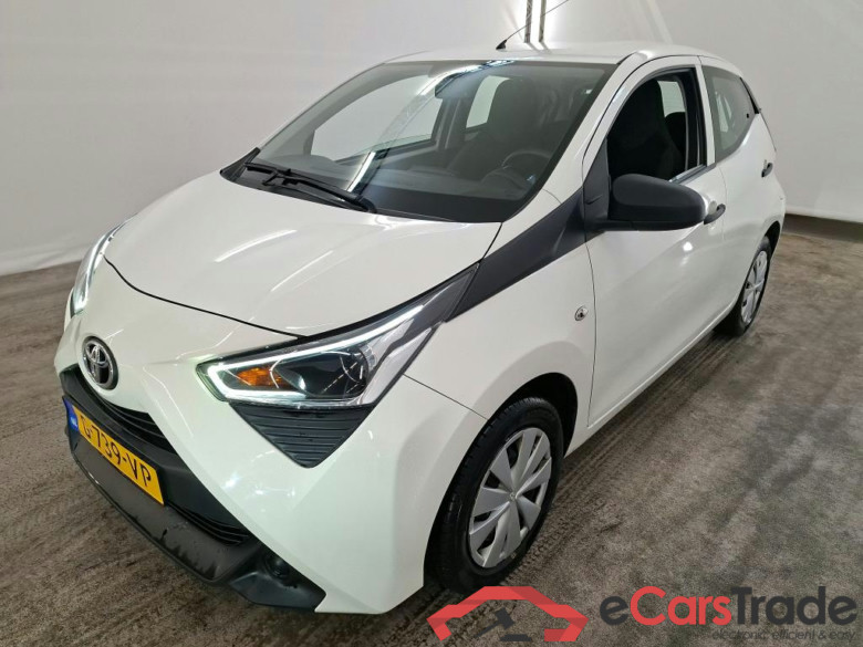 Toyota AYGO 1.0 VVT-i x-fun 5d
