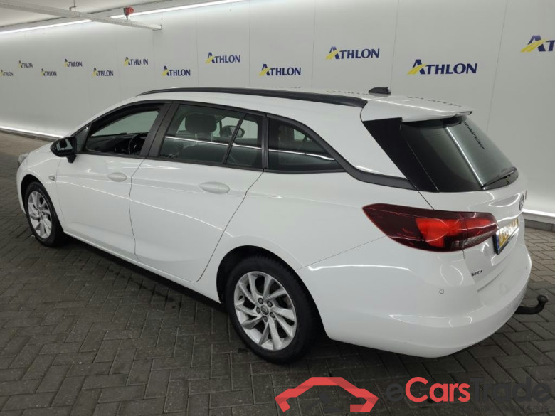 OPEL Astra Sports Tourer 1.2 turbo 81kW Edition 5D #4
