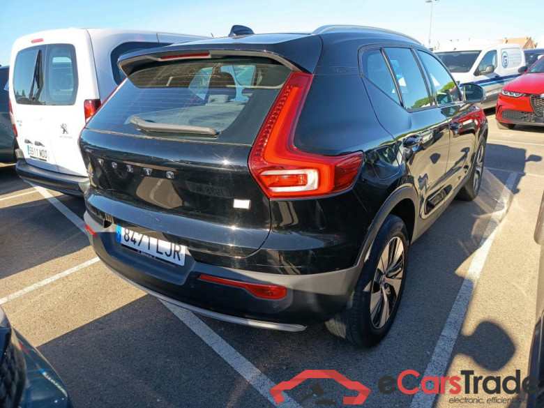 VOLVO XC40 / 2017 / 5P / todoterreno 1.5 T5 Twin Business Plus Auto #2