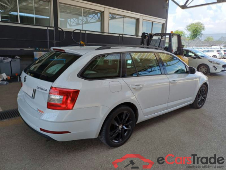 SKODA OCTAVIA / 2016 / 5P / STATION WAGON 1.6 TDI EXECUTIVE #2