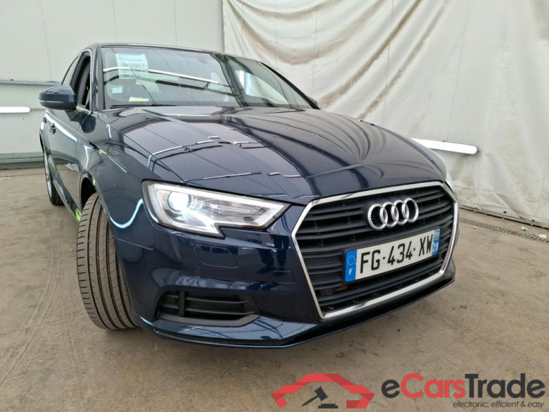 AUDI A3 Berline 4p Berline 30 TDI 116 S TRONIC BUSINESS LINE #4