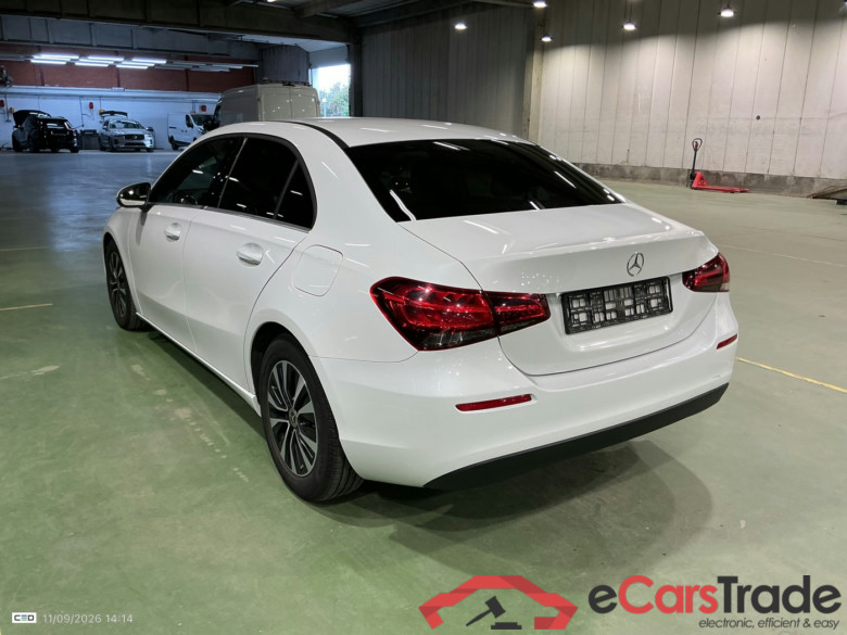 Mercedes-Benz A 200d Limo Aut. Navi 1/2 Sport-Leather KeylessGo Klima ... #4