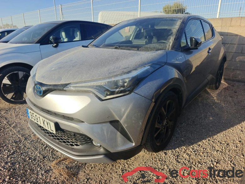 TOYOTA C-HR / 2016 / 5P / todoterreno 1.8 125H Dynamic Plus #1