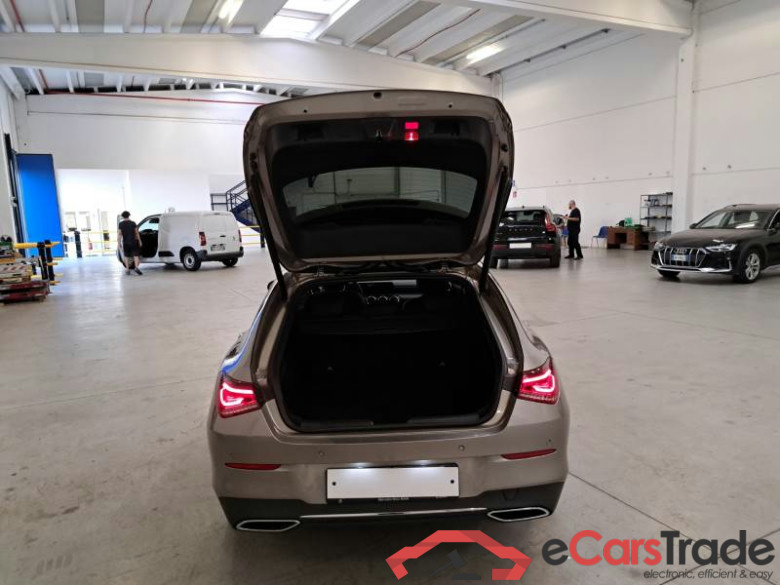 MERCEDES-BENZ CLA SHOOTING BRAKE / 2019 / 5P / STATION WAGON CLA 200 D AUTOMATIC SPORT #5