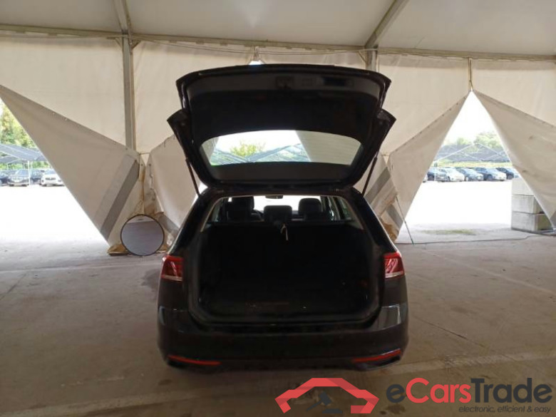 VOLKSWAGEN PASSAT / 2019 / 5P / STATION WAGON VAR. 2.0TDI SCR EVO 110KW BUSINESS DSG #5