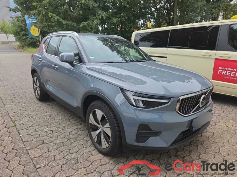 Volvo XC40 (2017->) DE - SUV5 T4 Twin Engine 2WD PHEV EU6d, Core, (Facelift) 2022 - 2022 #1