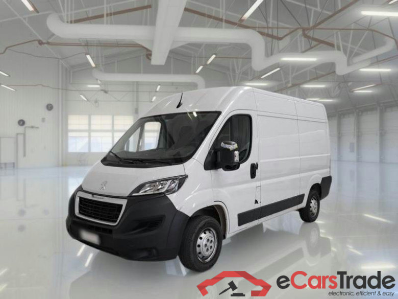 PEUGEOT BOXER / 2014 / 4P / FURGONE 333 L2H2 2.2 BLUEHDI 140CV SeS #1