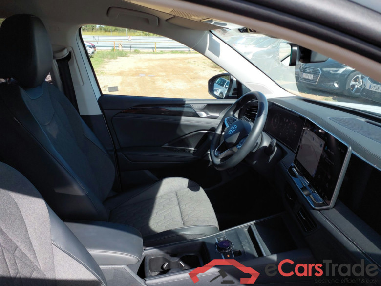 VOLKSWAGEN Tiguan Tiguan 2.0 TDI 110 kW (150 CV) DSG 7 MAS Automático  #3