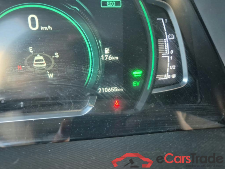 HYUNDAI IONIQ / 2019 / 5P / berlina con portón 1.6 GDI HEV Tecno DCT #5