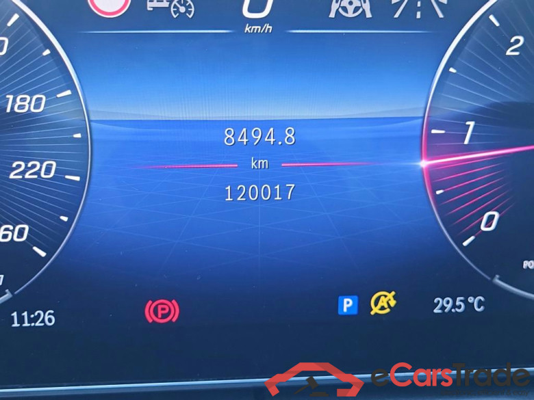 MERCEDES-BENZ Clase C / 2021 / 4P / sedán C 220 d 4MATIC #5