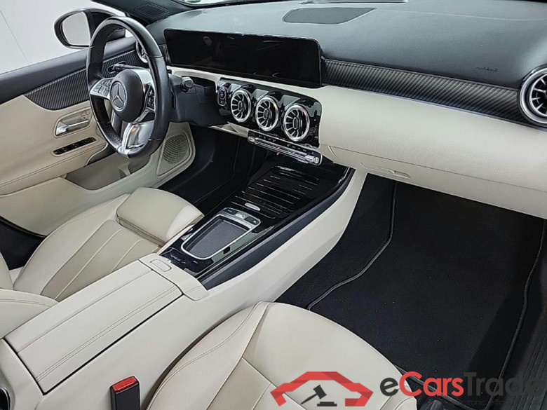 MERCEDES-BENZ A-klasse A 200 DCT Luxury Line 5D 120kW #6