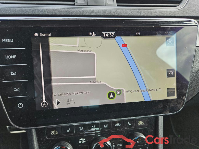 SKODA Superb Combi 110 kW #2