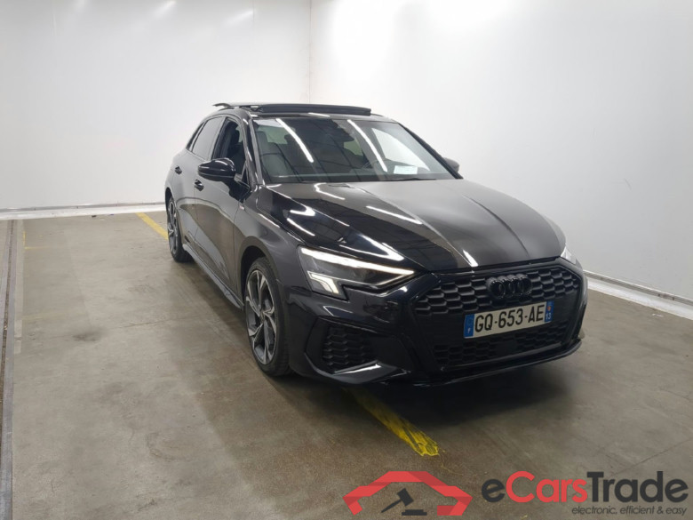 AUDI A3 Sportback / 2020 / 5P / Berline 35 TFSI 150 MHEV S Tronic S Line #2