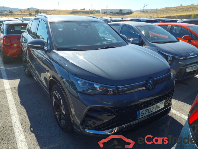 VOLKSWAGEN Tiguan 2.0 TDI 110 kW (150 CV) DSG  R-Line(Winterpack) #1
