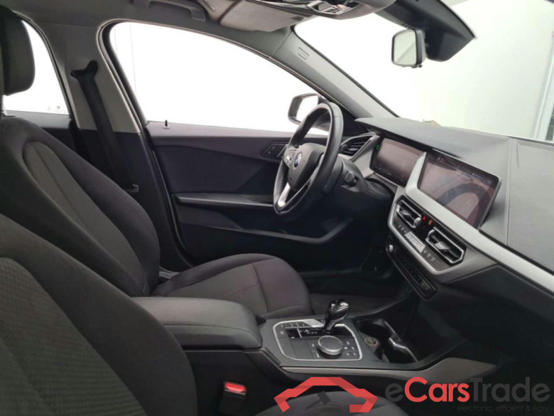 BMW 1-serie 118i Corp. High Executive #3