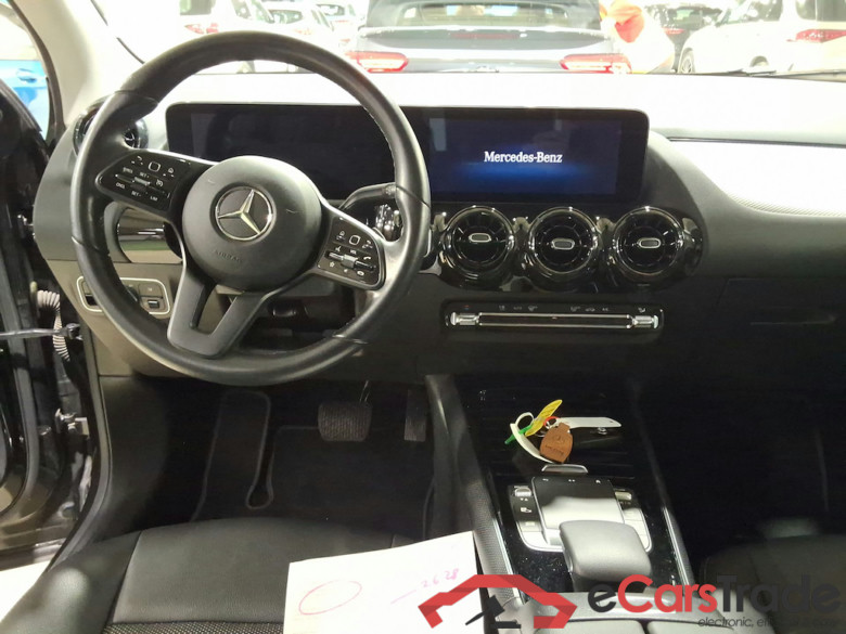 MERCEDES-BENZ GLA 1.3 GLA 180 DCT BUSINESS SOLUTION #6