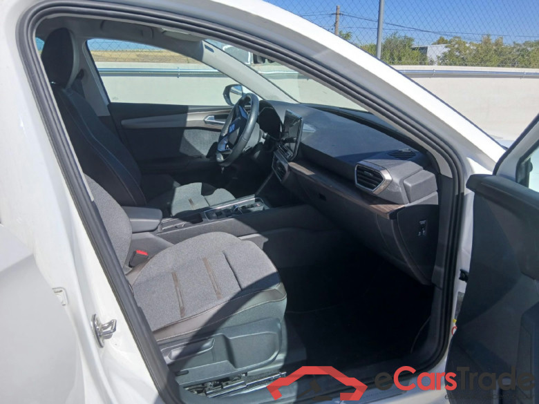 SEAT Nuevo León / 2020 / 5P / familiar SP 1.5 eTSI 110kW DSG S&S Xcellence Go L #6