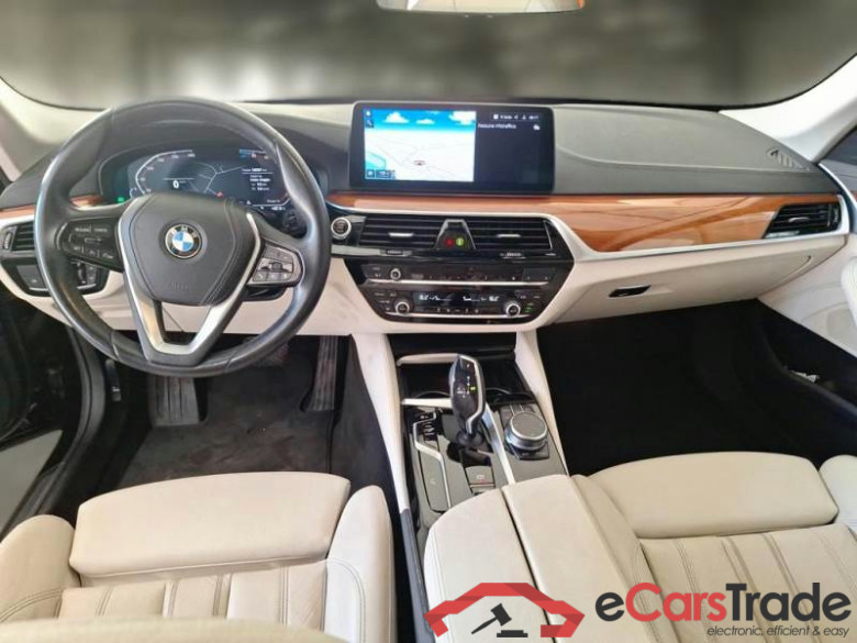 BMW SERIE 5 / 2020 / 5P / STATION WAGON 520D XDRIVE LUXURY AUTO MH48V TOURING #3