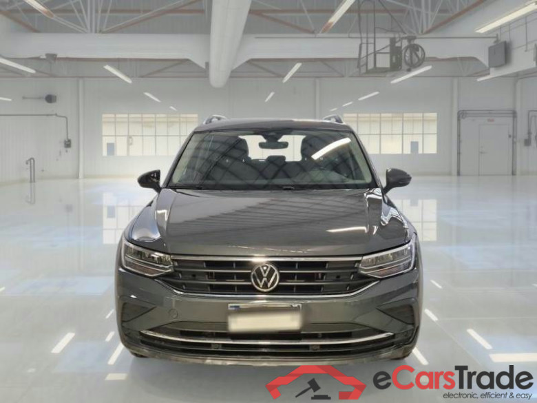 VOLKSWAGEN TIGUAN / 2020 / 5P / SUV 2.0 TDI SCR 110KW LIFE DSG #6