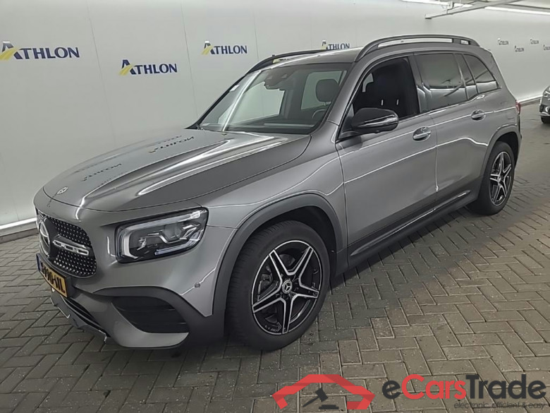 MERCEDES-BENZ GLB-Klasse 200 DCT AMG Line 5D 120kW