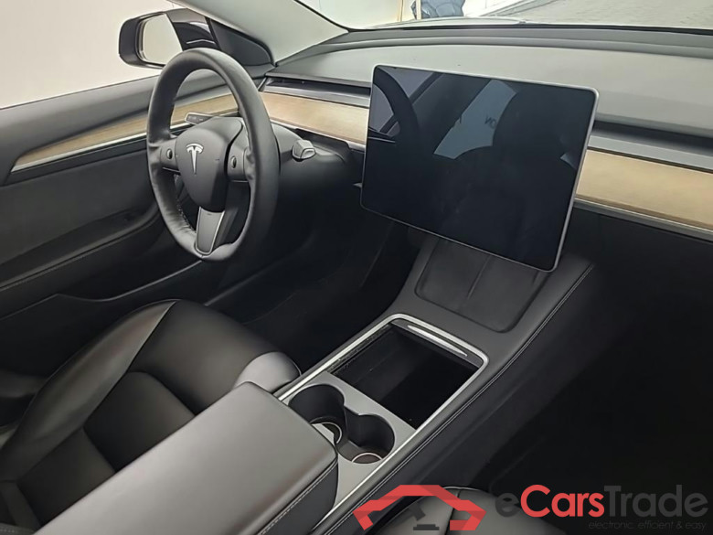 Tesla Model 3 Standard Range Plus RWD 4D 225kW #6